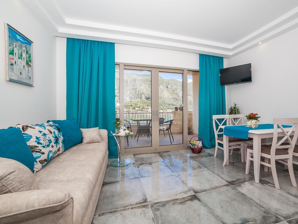 Apartments Castello Kotor Eksteriør billede