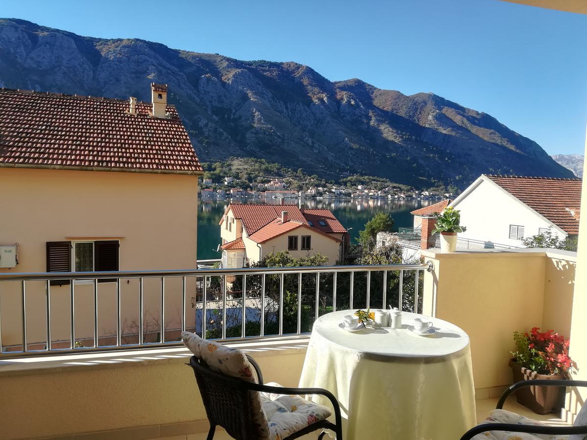 Apartments Castello Kotor Eksteriør billede